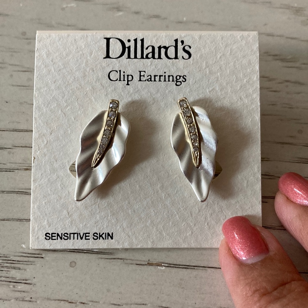 Leaf Dillard’s Clip earrings